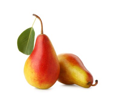 Taze olgun sulu armut beyaz izole