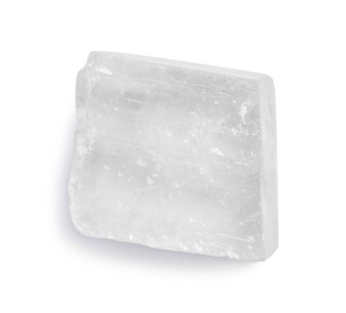 Beyazda izole edilmiş güzel optik kalsit. Doğal değerli taş.