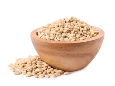 İnci arpa, beyaz kasede inliyor.