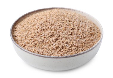 Karabuğday kepeği beyaz kasede izole edilmiş.