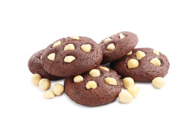 Beyaz fındıklı lezzetli çikolatalı kurabiyeler.