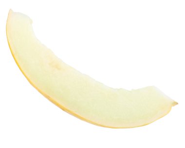 Olgun kavun dilimi beyaza izole edilmiş.