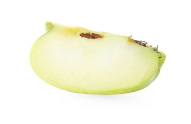 Beyaz üzerinde taze yeşil elma kes