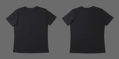 Gri arkaplanda, arkasında ve önünde boş siyah tişört var. Tasarım için model