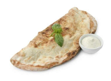 Sos ve taze fesleğen soslu leziz calzone.