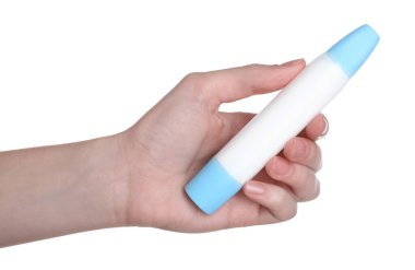 Beyaz arkaplanda yapıştırıcı olan kadın, yakın plan.