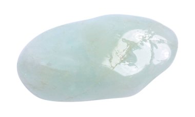 Beyaza izole edilmiş güzel bir mineral. Doğal değerli taş.