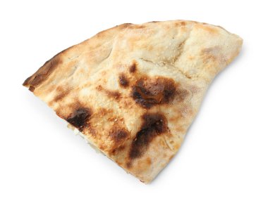 Lezzetli calzone 'nin yarısı beyaz, üst görünümde izole