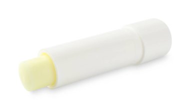 Dudak kremi beyazda izole edilmiş. Kozmetik ürünü