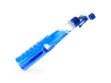 Havadaki temizlik ürünlerini beyaza yalıtın.