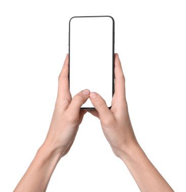 Beyaz arka planda modern akıllı telefonu olan kadın, yakın plan.