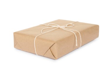 Beyaz kağıda sarılmış bir paket kutusu