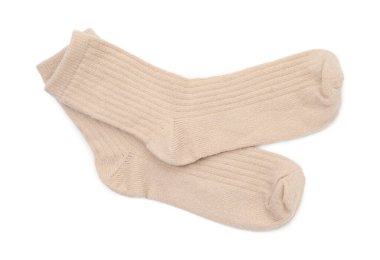 Bir çift yumuşak çorap beyaz, üst görünümde izole