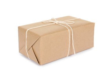 Beyaz kağıda sarılmış bir paket kutusu