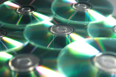 Arkaplan olarak birçok parlak küçük disk, yakın plan