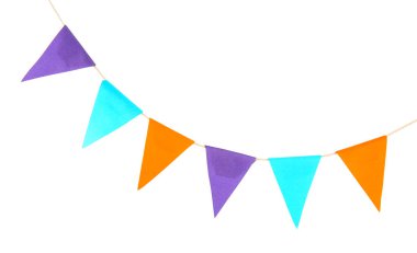 Beyaz renkte renkli parti bayrakları. Şenlik Dekoru