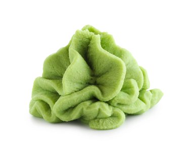 Wasabi macunu beyaza izole edilmiş. Baharatlı sos.