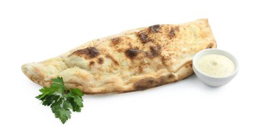 Taze maydanozlu ve soslu leziz calzone.