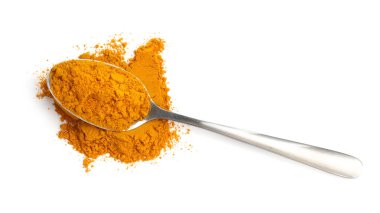 Zerdeçal tozu ve kaşık beyaz, üst görünüm