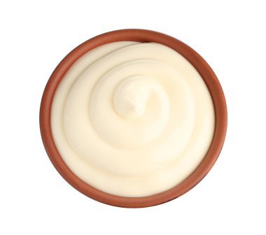 Beyaz tencereye izole edilmiş, harika bir mayonez sosu.