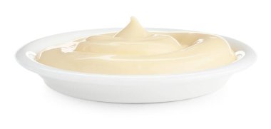 Beyaz tabaktaki lezzetli mayonez sosu.