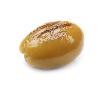 Bir ızgara yeşil zeytin, beyaz üzerine izole edilmiş.