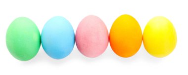 Parlak boyanmış Paskalya yumurtaları beyaz, üst manzara