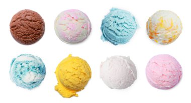 Lezzetli dondurma, beyaz arka planda değişik tatlar, set. Üst görünüm