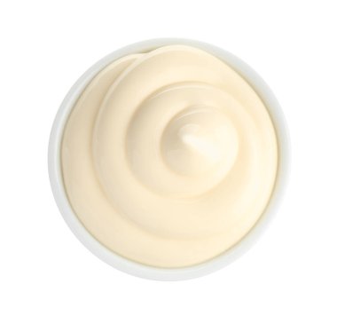 Beyaz tencereye izole edilmiş, harika bir mayonez sosu.