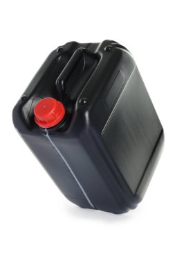 Beyaz arka planda siyah plastik bir kutu.