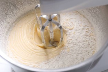 Bir kase stand mikserden para kazanmak, yakın plan.