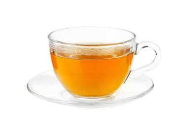 Beyazlar üzerinde izole edilmiş taze yeşil çay.