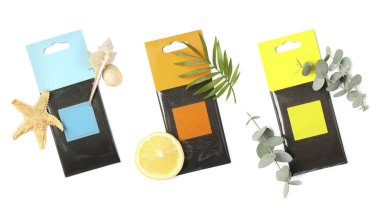 Kokulu keseler beyaza izole edilmiş, set. Üst görünüm