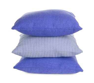 Mavi renkli yastıklar beyaza izole edilmiş.