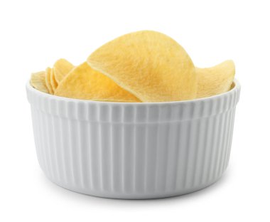 beyaz izole kase lezzetli patates cipsi