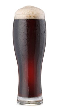 bardak bira üzerine beyaz izole