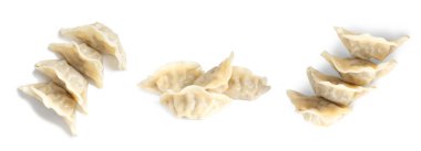 Beyaz arka planda kaynamış gyoza (hamur tatlısı), kolaj