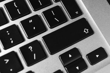 Teknik destek konsepti. Modern klavye arkaplan olarak, yukarıda görünüm