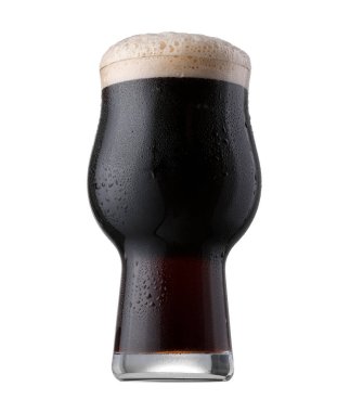 bardak bira üzerine beyaz izole