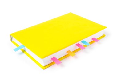 Beyazda izole edilmiş renkli sekmeleri olan kitap