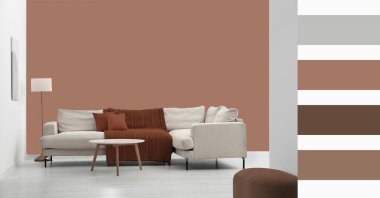 Mocha mus gölgesinde elementleri olan şık bir oturma odası. İç tasarım ve eşleşen renk paleti