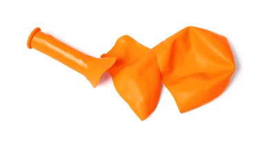Bir portakal patlamış balon beyaz, üst görünümde izole