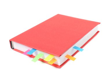 Beyazda izole edilmiş renkli sekmeleri olan kitap