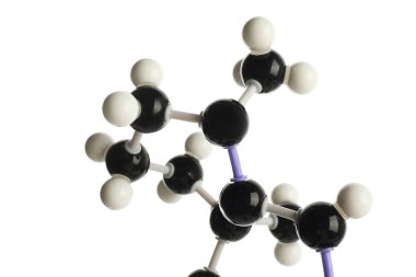 Retinol molekülü (A vitamini) beyaza izole edildi. Kimyasal model