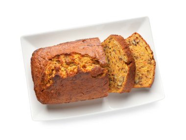 Beyaz fındıklı ev yapımı havuçlu kek.