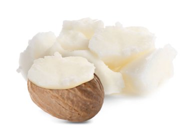 Doğal tereyağı ve fındık beyaza izole edilmiş.