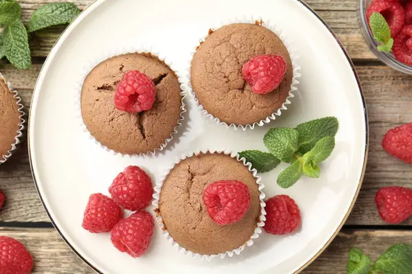 Ahududu ve nane aromalı nefis çörekler.