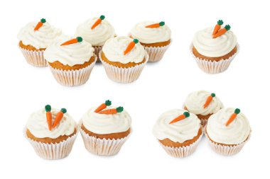 Beyaza izole edilmiş havuçlu kekler.