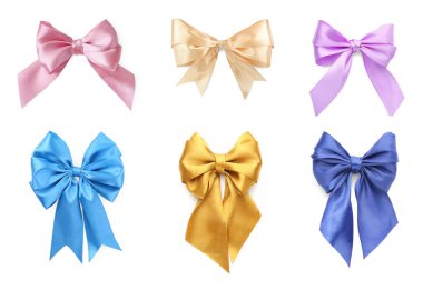 Beyaz arka planda farklı güzel fiyonklar, kolaj