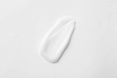 Üst görünümde izole edilmiş vücut kremi örneği